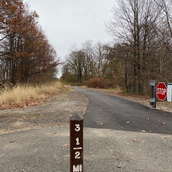 Middlesex Greenway Trail In Metuchen