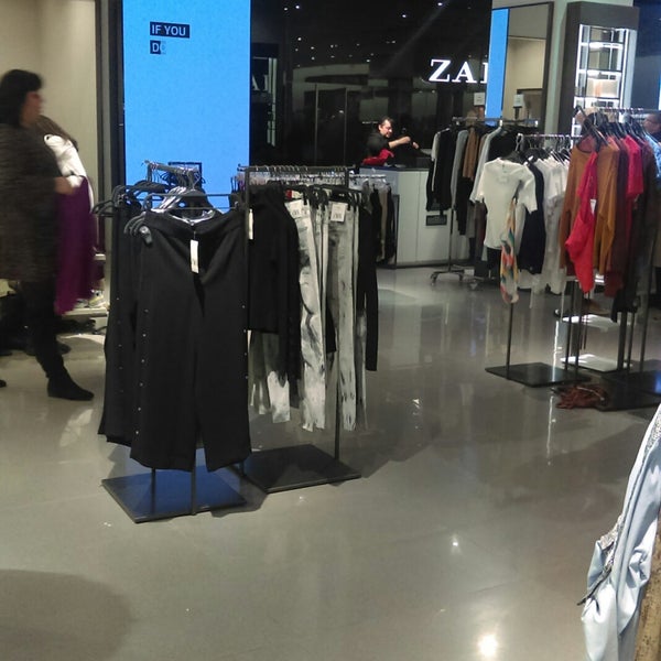 Zara 13350 Dallas Pkwy