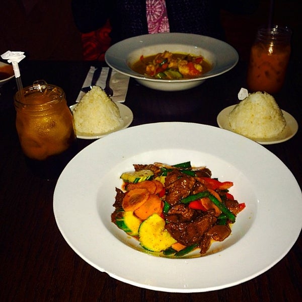 Foto tirada no(a) 3E Taste of Thai por Albina R. em 6/16/2014