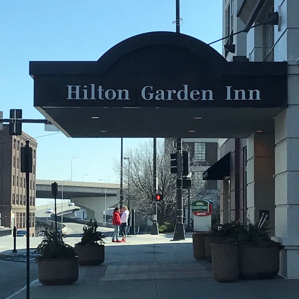 Снимок сделан в Hilton Garden Inn пользователем Tammy H. 3/17/2019