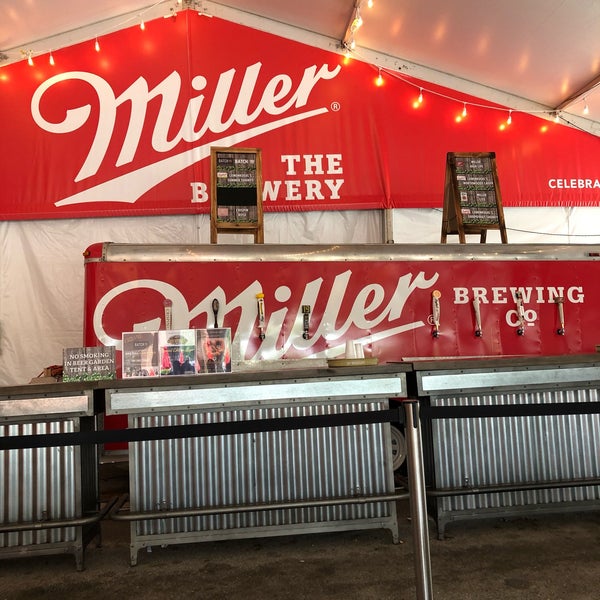 Foto diambil di Miller Brewing Company oleh Tammy H. pada 9/9/2019