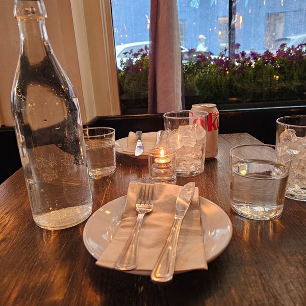 Emily West Village Pizzería en West Village