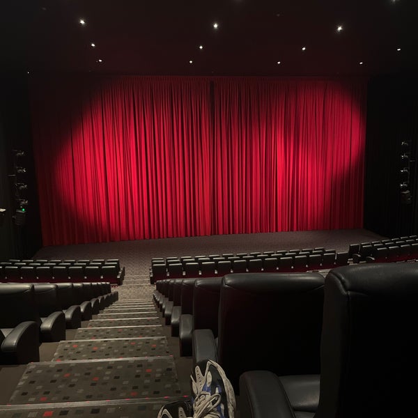 Hoyts Xtreme Screen Cinema Melbourne CBD Melbourne, VIC Hoyts Xtreme Screen Cinema Melbourne CBD Melbourne, VIC