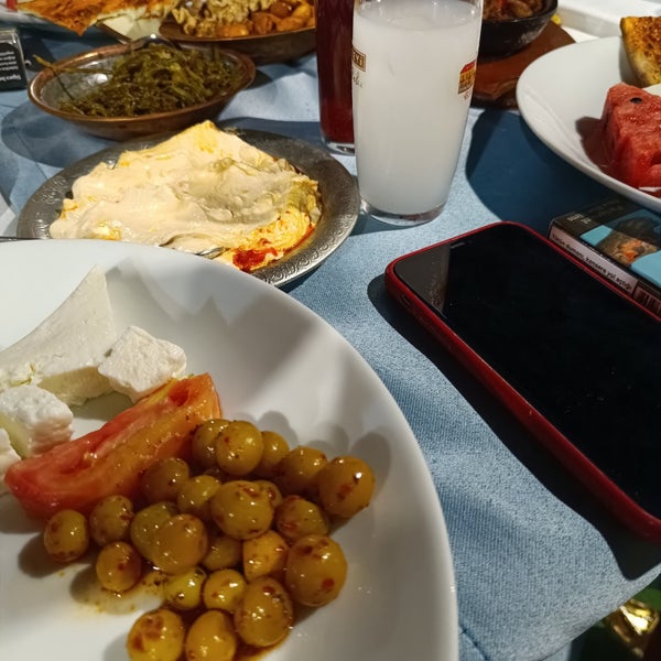 Foto scattata a Bayazhan Restaurant da Diyana .. il 7/7/2023