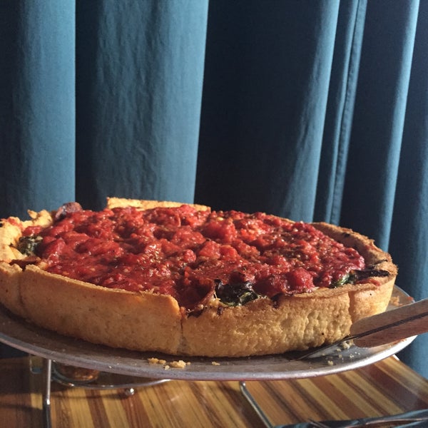 6/22/2015にJaden G.がLittle Star Pizzaで撮った写真