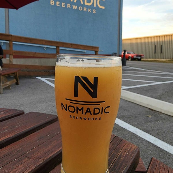 Photo taken at Nomadic Beerworks by Alejandro P. on 3/4/2022