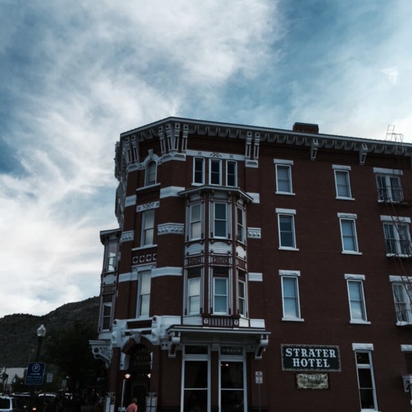 Foto tirada no(a) Strater Hotel por Mark J. em 8/7/2015