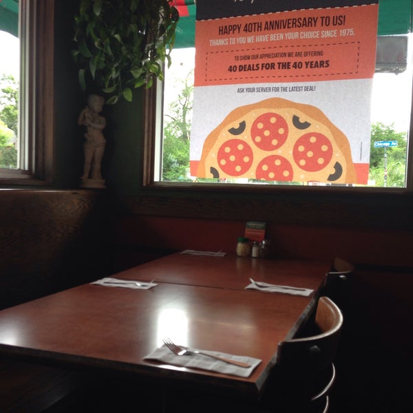 Jakeeno's Pizza & Pasta Powderhorn Park 3555 Chicago Ave