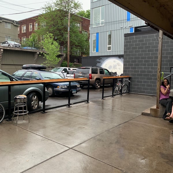 Photo taken at Mortimer&#39;s Bar and Restaurant by Ian C. on 6/4/2019