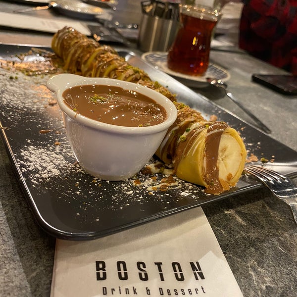 Photo taken at Boston Drink &amp; Dessert by Hasan Y. on 11/8/2020