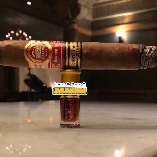 3/30/2023にF S.がTurquoise Cigar Lounge - Ritz Carltonで撮った写真