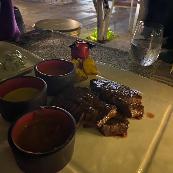 10/22/2020 tarihinde Ahu A.ziyaretçi tarafından Karski SteakHouse &amp; Kebab'de çekilen fotoğraf