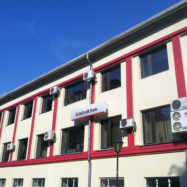 Деньги сум узбекистан. Сервис сумы фото. Банк. Тараса шевченко 59 аптека. Банк украины.