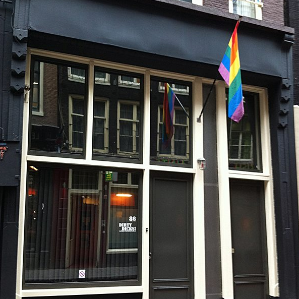 Gay places in Warmoesstraat in Amsterdam