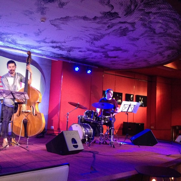 Photo taken at Vertigo Jazz Club &amp; Restaurant by Юлія Г. on 7/9/2015