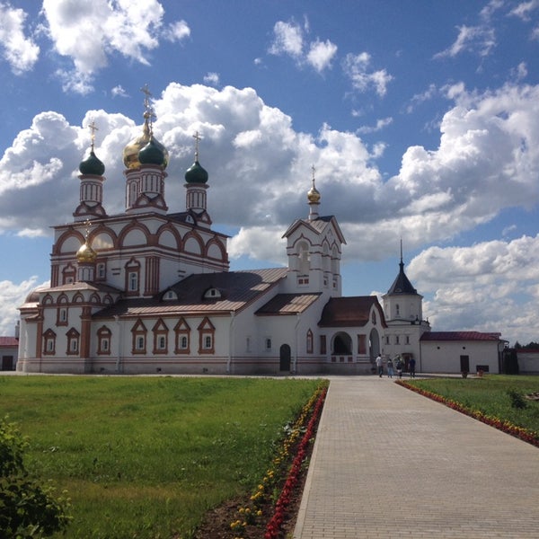 Звенигород, Ратехинское шоссе, дом8 монастырь