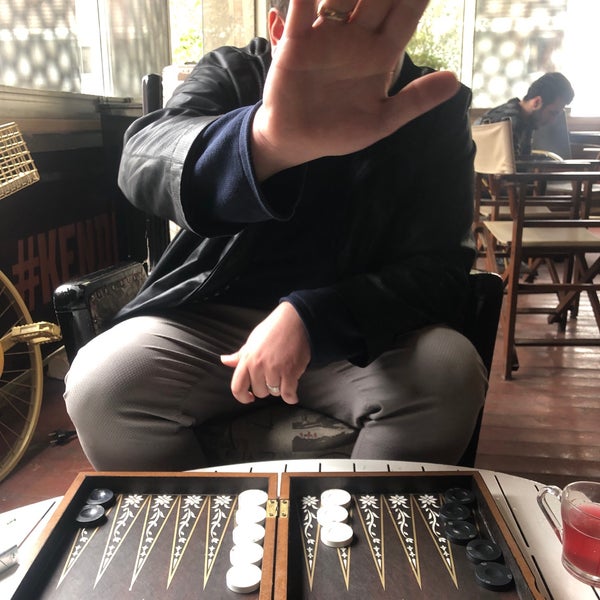 Foto scattata a Son Durak Altı Buçuk Cafe &amp; Bar da Veysi B. il 3/4/2019