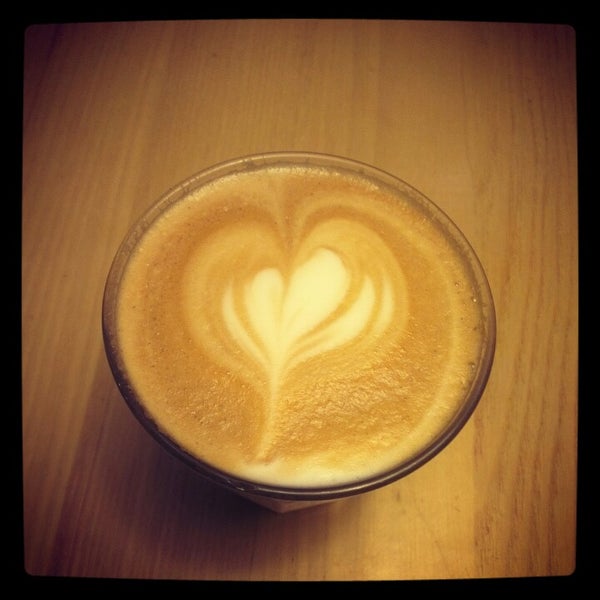 Photo taken at Victor&#39;s Espressobar by Eline on 11/17/2012