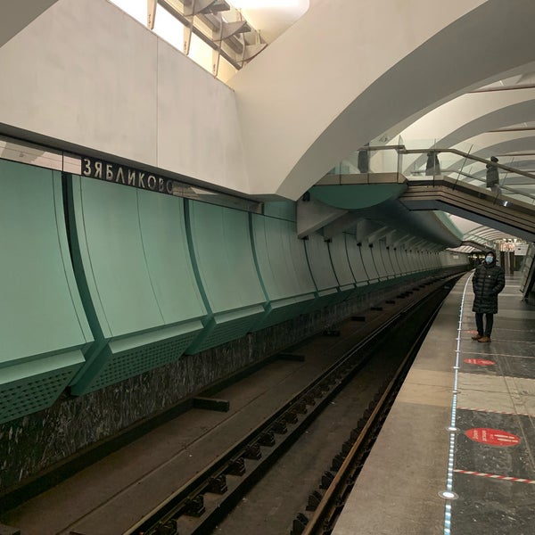 Зябликово станция метро. М зябликова. Метро борисово. Зябликово станция метро. Метро шипиловская люблинско дмитровская линия.