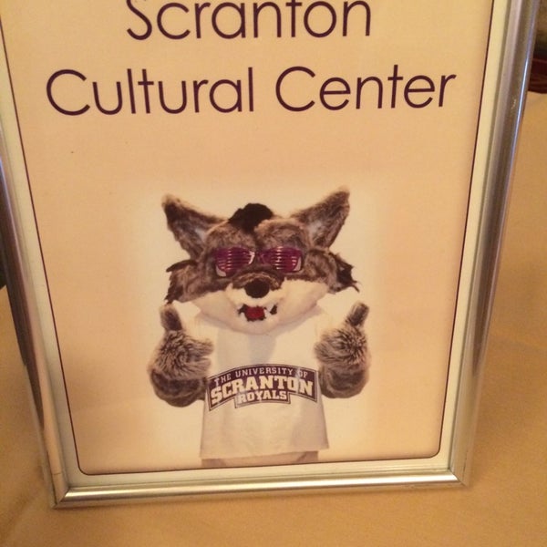 Foto tirada no(a) Scranton Cultural Center por Alaina E. em 8/29/2014