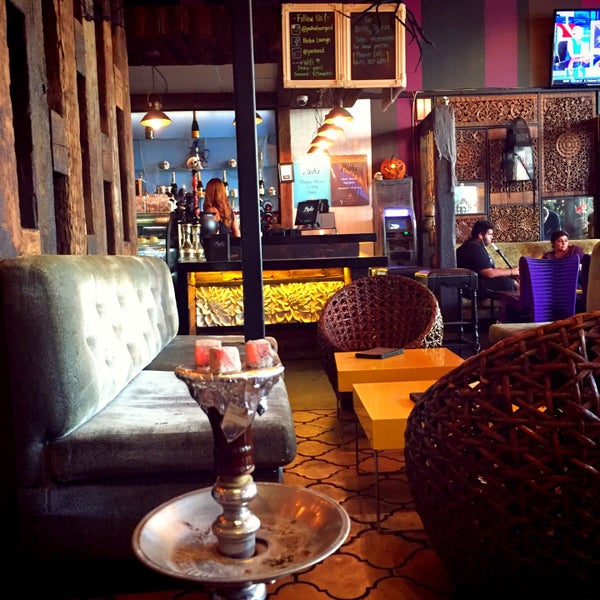 Foto scattata a Pasha Lounge da Abdul.10🌴 il 10/15/2015