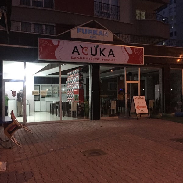 acuka restaurant ve kahvalti evi kayseri de yemek alani