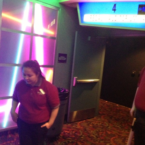 Fotos en Regal Dimond Center Cinemas Dimond Center 6 tips
