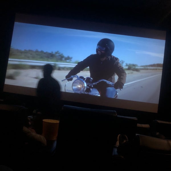 Fotos en Regal Dimond Center Cinemas Dimond Center 6 tips