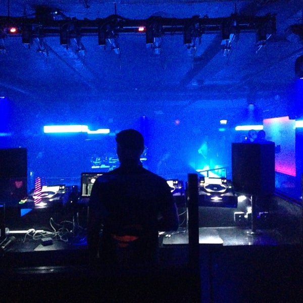 Проджект клуб. Проджект клуб. Клуб 33/1 оренбург на пролетарской. Дизайн проект диско клуба проекта. Проджект клуб.