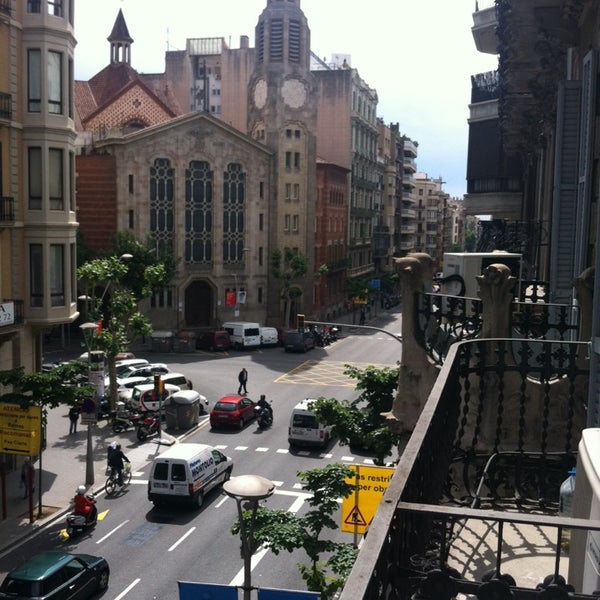 Снимок сделан в Fizz Barcelona пользователем Irene L. 5/22/2014
