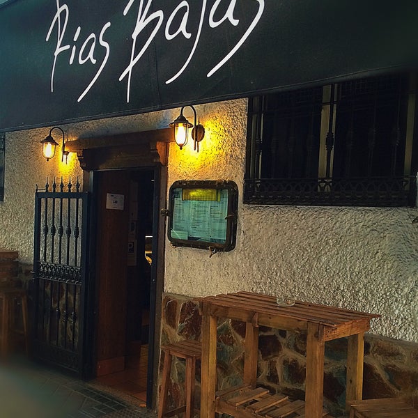 Foto tirada no(a) Restaurante Rías Bajas por Víctor Z. em 4/21/2015