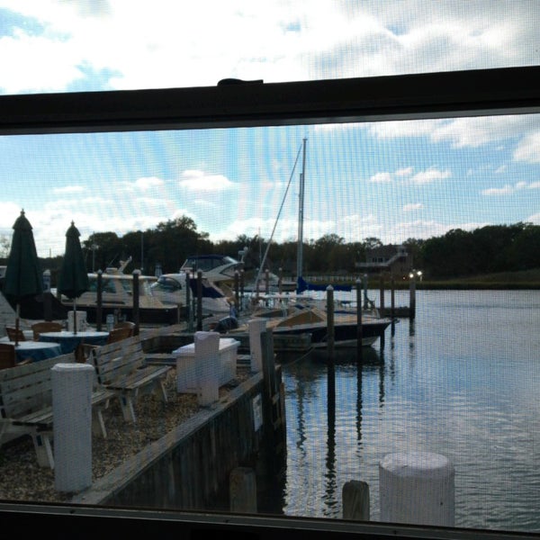 Meeting House Creek Inn (Now Closed) Seafood Restaurant in Aquebogue