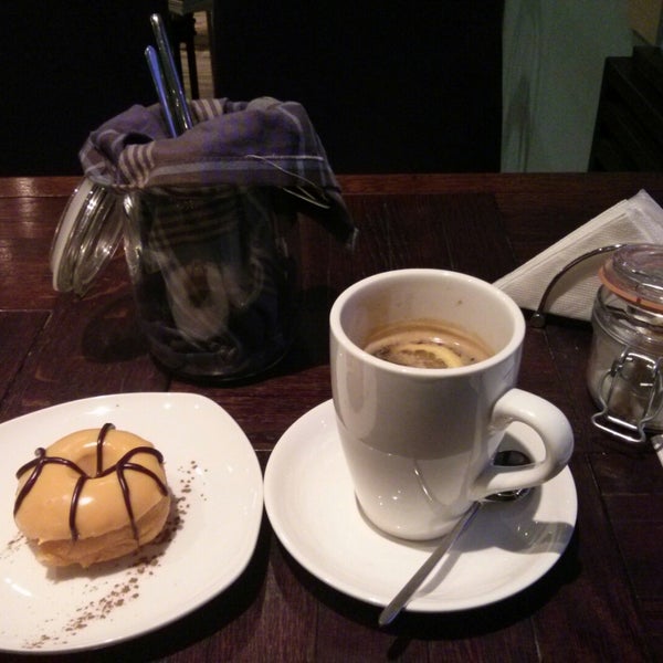 12/3/2014 tarihinde Marianna S.ziyaretçi tarafından Coffee Jam'de çekilen fotoğraf