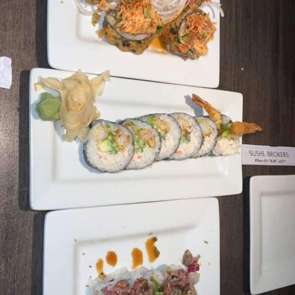 Sushi Brokers - Camelback East - 4419 E Indian School Rd