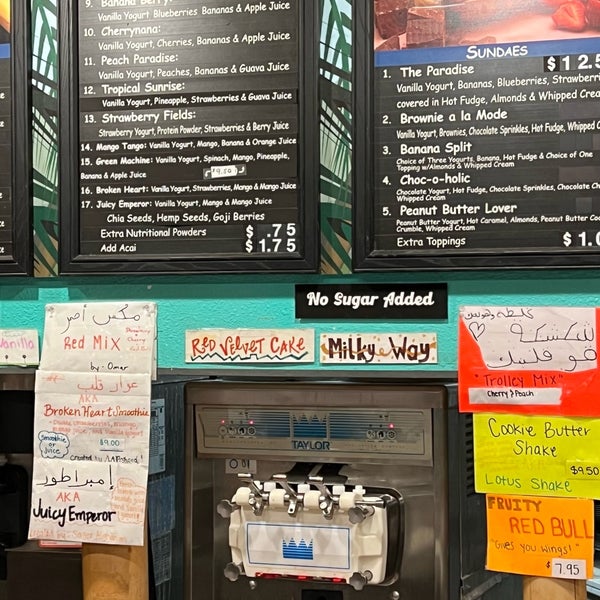 Paradise Yogurt Frozen Yogurt Shop in San Diego