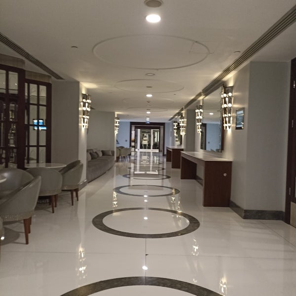 Foto tomada en Wyndham Grand Istanbul Kalamış Marina Hotel  por EyLüL . el 11/20/2022