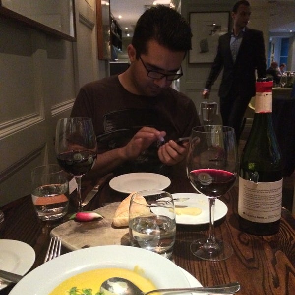 Photo prise au Chiswell Street Dining Rooms par Diana Á. le9/12/2014