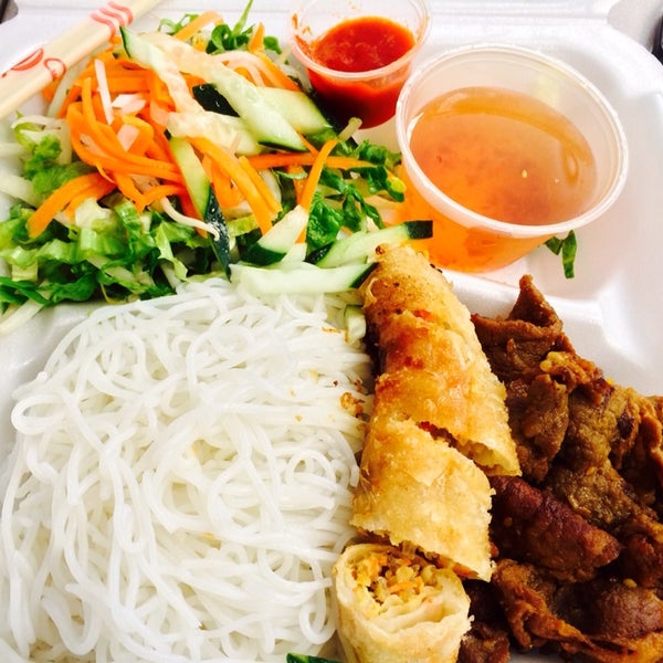 Pho Eatery delivers now!
