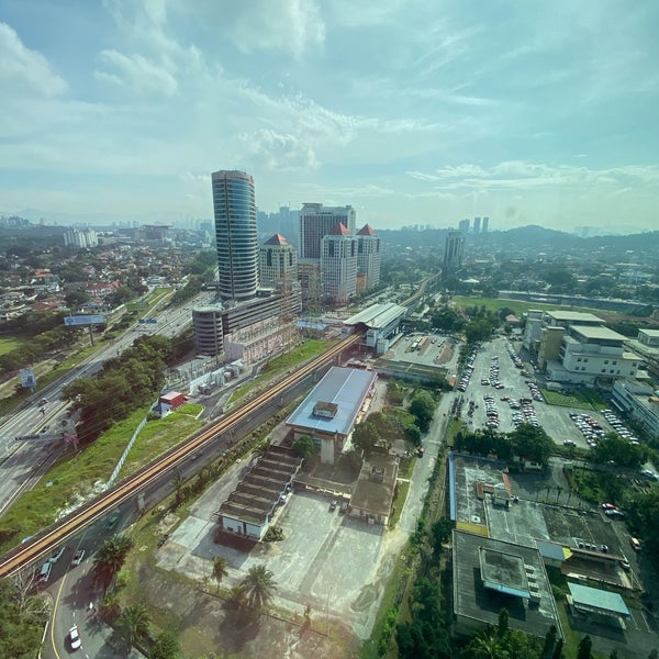 menara celcom jalan semarak