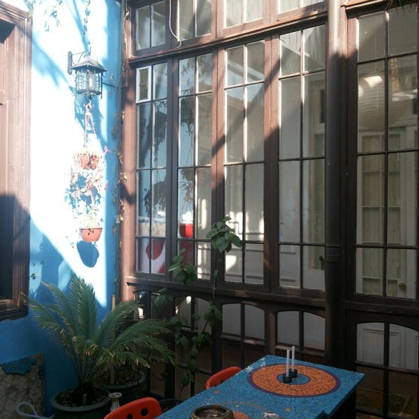 Foto tirada no(a) Nomades Hostel por Marcelo C. em 7/10/2014