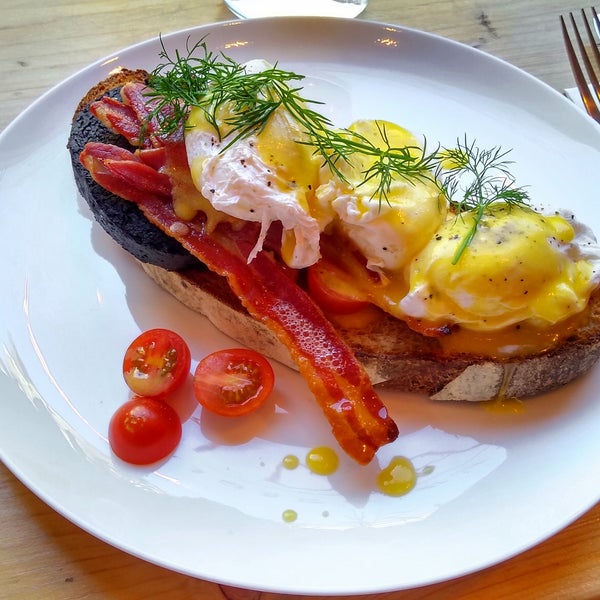 Fantastic little hidden gem, taste & quality of produce is exquisite, the friendly service is outstanding. There is no better brunch to be had anywhere in Edinburgh.No frills full-on foodie experience