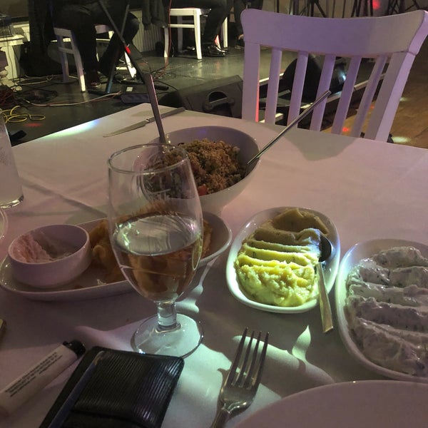 4/7/2018에 Oguzhan A.님이 Galapagos Restaurant에서 찍은 사진