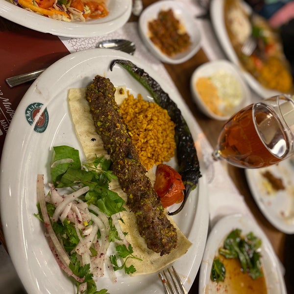 Снимок сделан в Çamlıca Restaurant Malatya Mutfağı пользователем Gökçe S. 1/19/2023