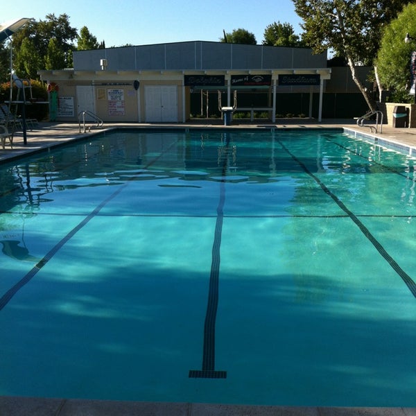 Old Orchard I Clubhouse & Pool Valencia, CA