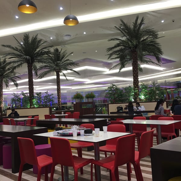 Photo taken at Al Nakheel Mall by Ahmed E. on 12/22/2015
