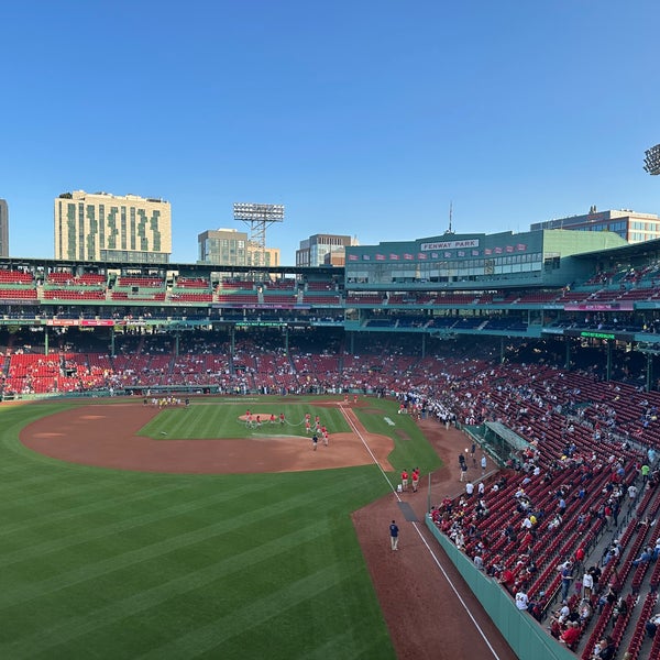 Red Sox Team Store - Fenway - Kenmore - Audubon Circle - Longwood