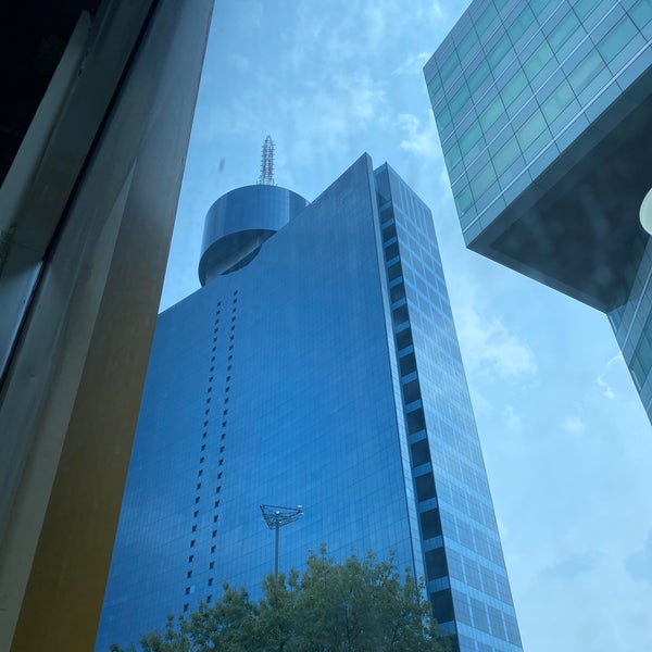 รูปภาพถ่ายที่ World Trade Center โดย A1ekx เมื่อ 9/12/2020