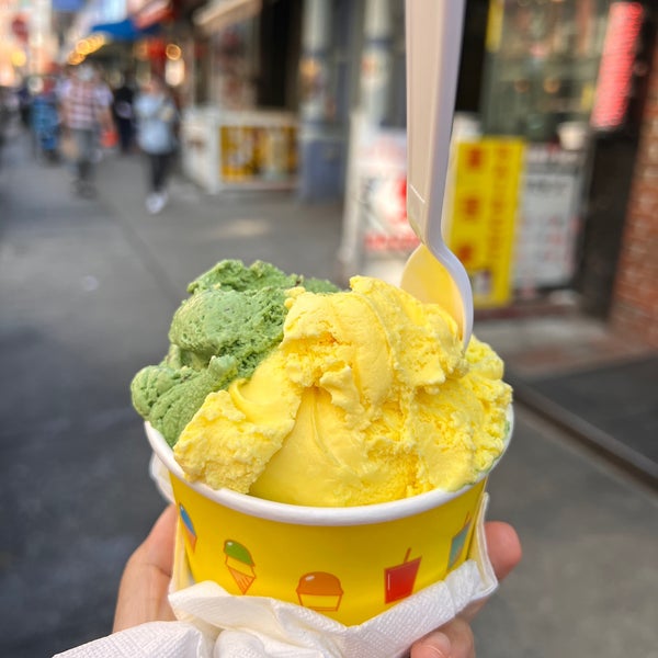 Photo taken at The Original Chinatown Ice Cream Factory by Mengwen X. on 5/26/2023