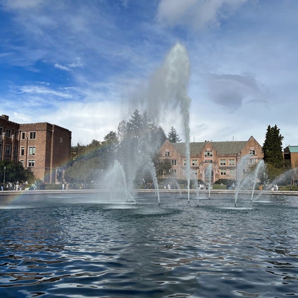 UW Drumheller Fountain University District 11 tips from 1420 visitors