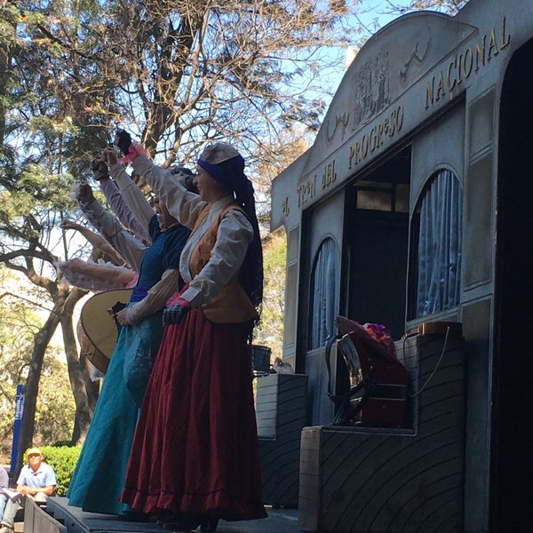Foto tirada no(a) Foro Sor Juana Inés de la Cruz, Teatro UNAM por Esteban S. em 1/23/2016